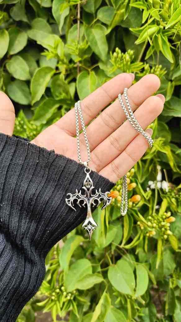 Blackgothic Cross