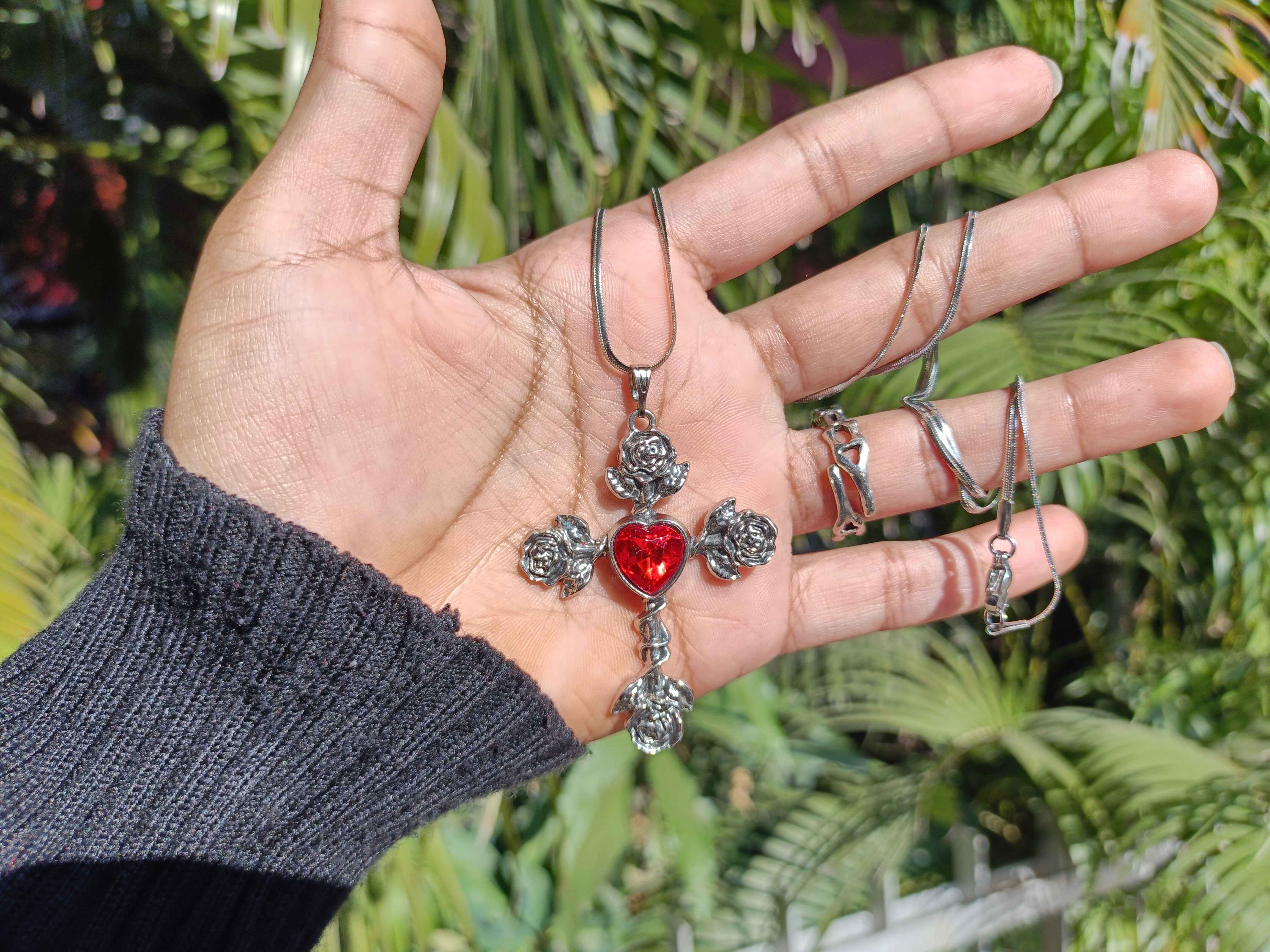 Red Gem Cross Ross